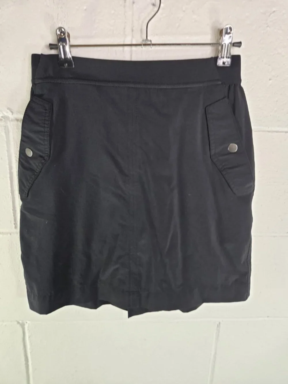 Athleta Black Vienna Cargo Skort Skirt